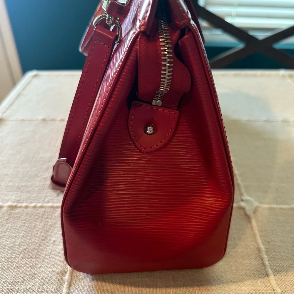 Louis Vuitton | Brea Mm Carmine Red Epi Leather Adjustable Strap Hand Bag